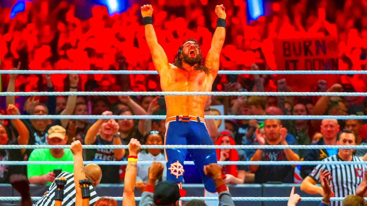 Seth Rollins wins the Royal Rumble Match Royal Rumble 2019  WWE