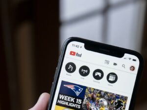 How to Play 4K YouTube Videos on iPhone  The App Factor